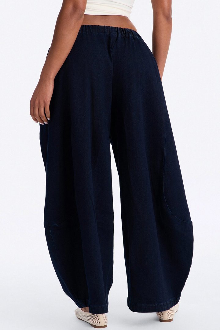 Island Time Pull On Relaxed Jeans - Dark Wash