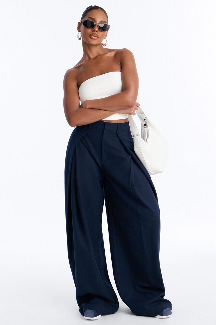 Executive Realness Pleated Wide Leg Trouser 33″ - Navy