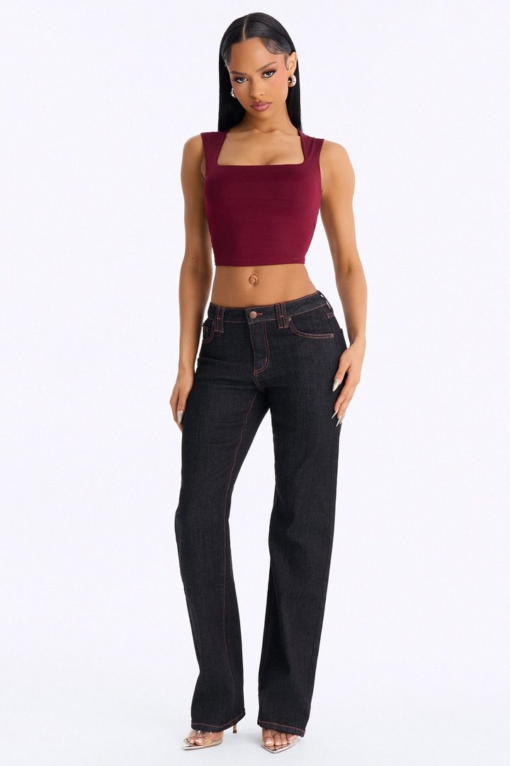 Hot To Trot Low Waist Stretch Straight Leg Jeans - Dark Wash