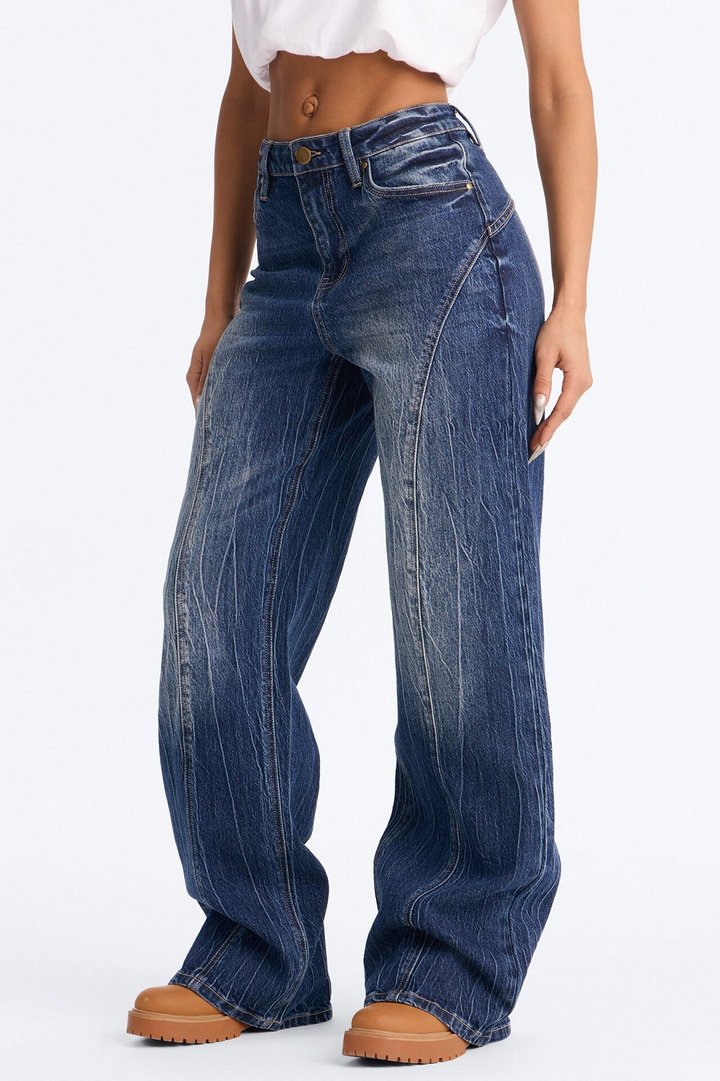 Caught You Looking Straight Leg Jeans - Dark Wash