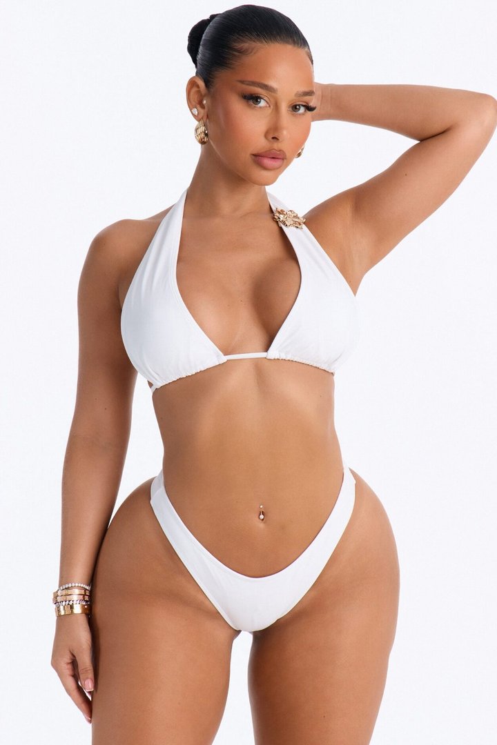 Dose Of Vitamin Sea Floral Hardware Cut Out 3 Piece Bikini Mini Skirt Set - White
