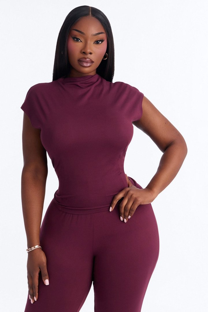 Carly Mock Neck Capri Set - Plum