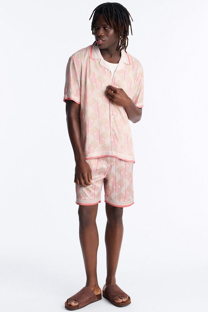 Crimson Palms Short - Red