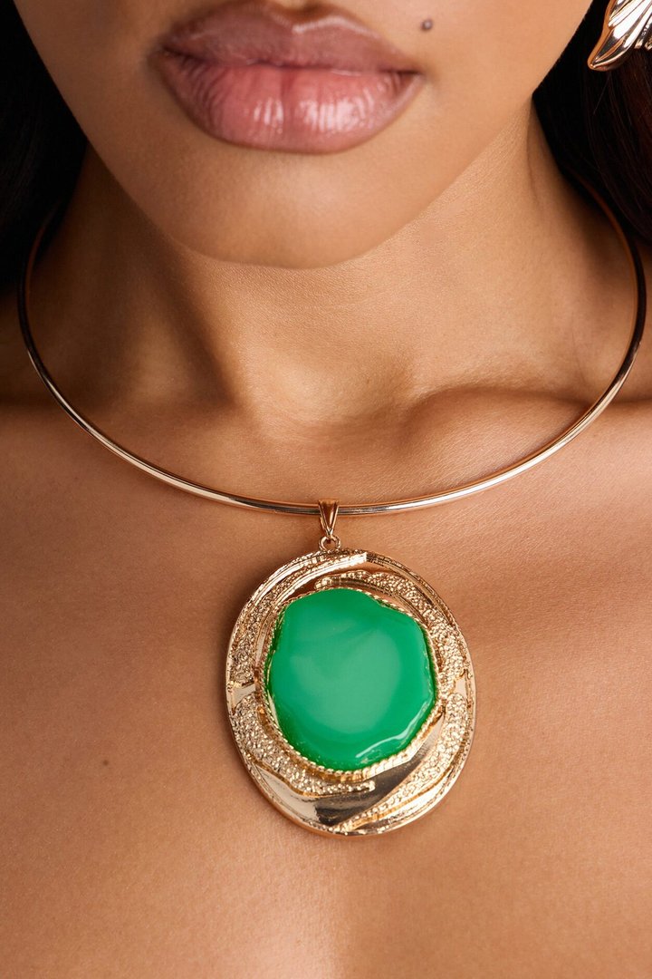 Divine Drip Jeweled Necklace - Gold/Green