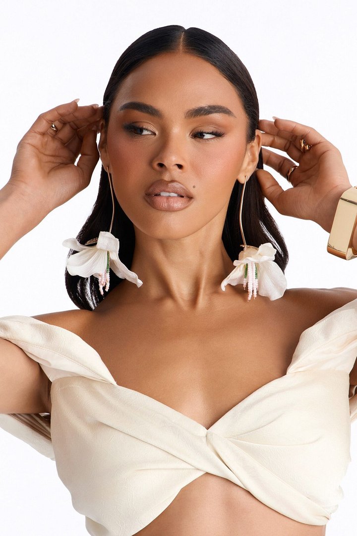 Lucia Floral Drop Earrings - White/combo