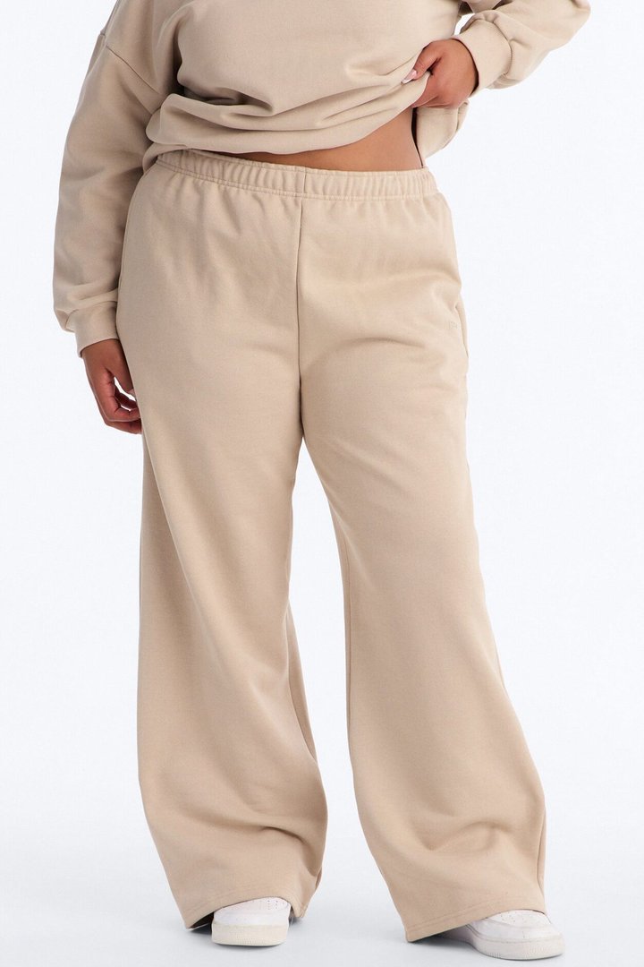 Libby Fleece Straight Leg Sweatpant - Taupe