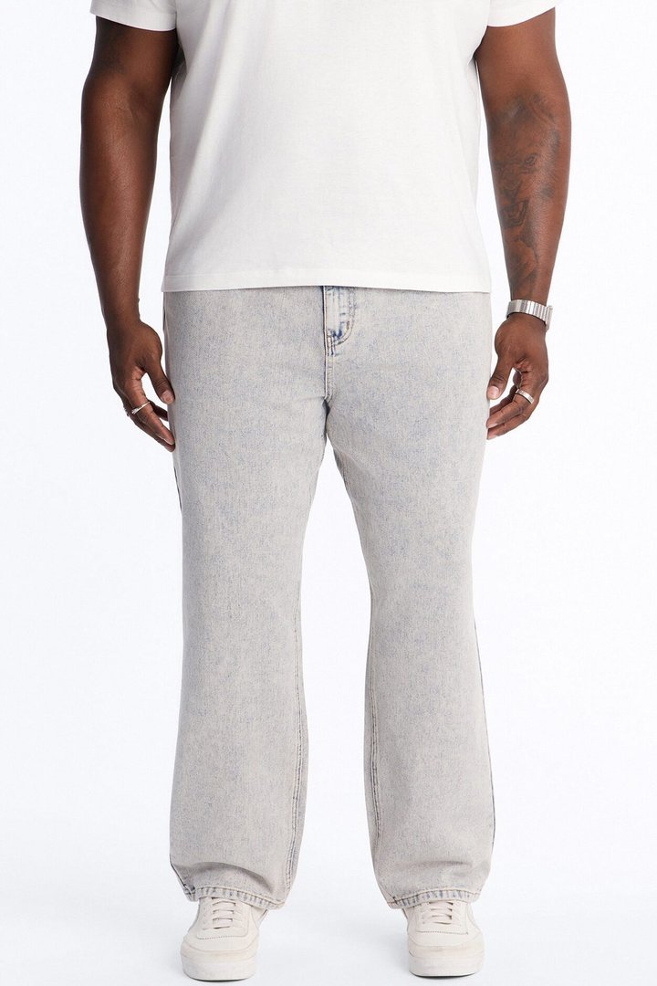 Miracle Wash Straight Jean - LightBlueWash