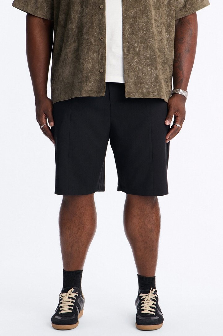 Maison Tailored Baggy Toggle Short - Black