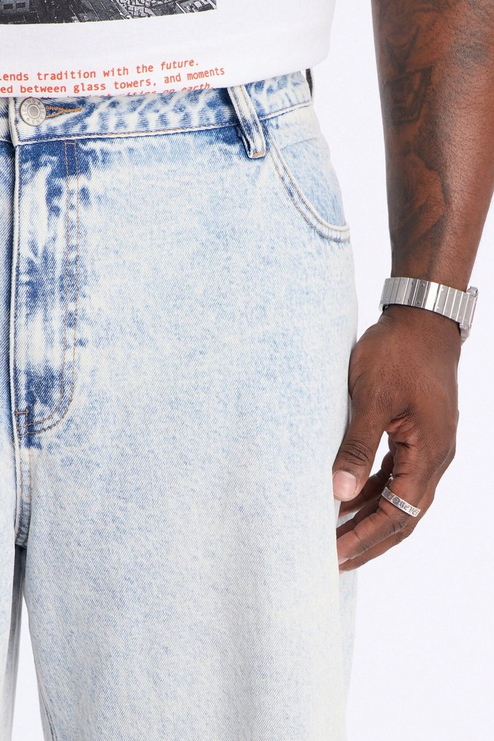 Baldwin Baggy Jeans - Light Blue Wash