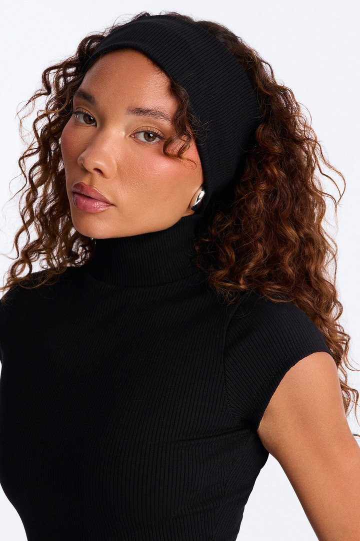 Katya Snatched 2 Piece Cap Sleeve Romper Set - Black