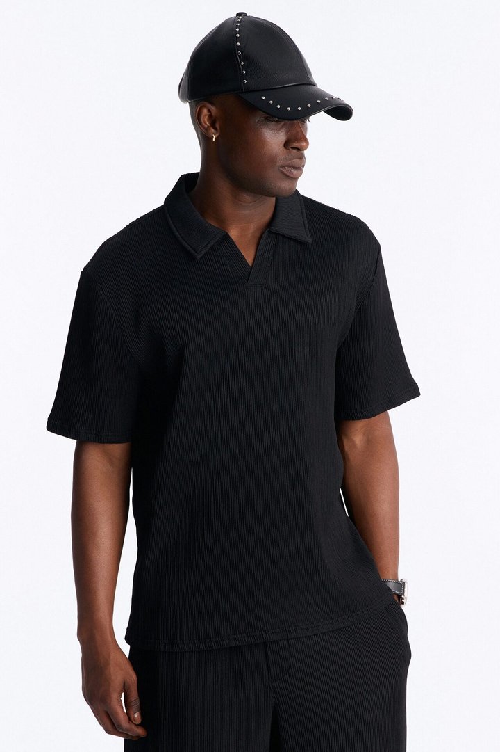 Pure Form Plisse Johnny Collar Polo - Black