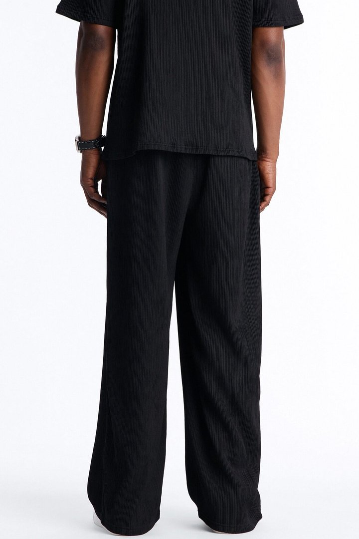 Pure Form Plisse Baggy Pant - Black