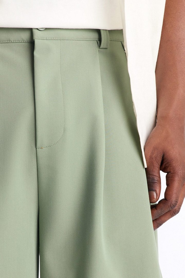 Barrel Bold Flow Trousers - Green