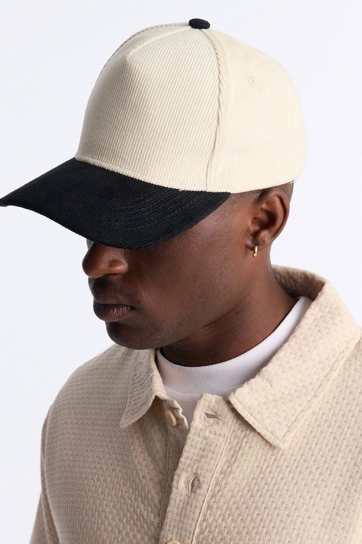 Classic Corduroy Snapback Hat - White/Black