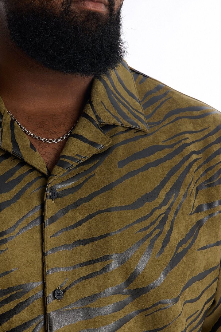 Can't Be Tamed Cuban Collar Button Up Shirt - Green