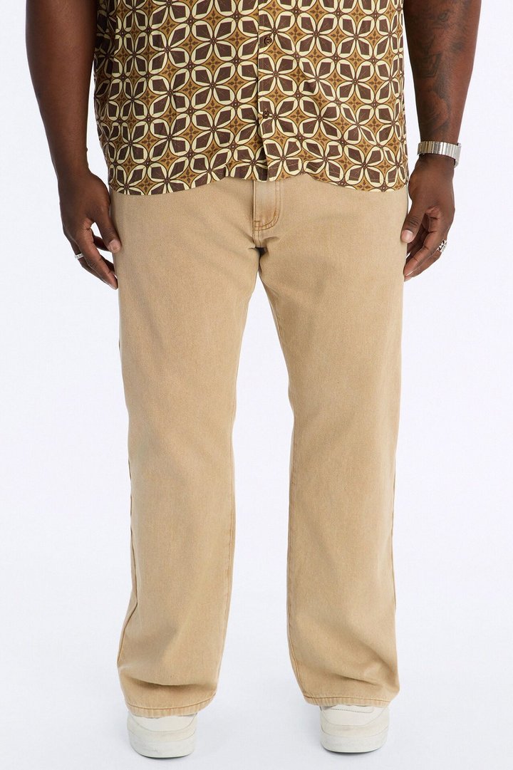 The Staple Straight Jean - Khaki