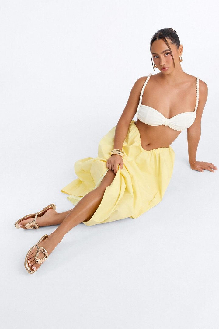 Tropical Oasis Hardware Flip Flops - Gold