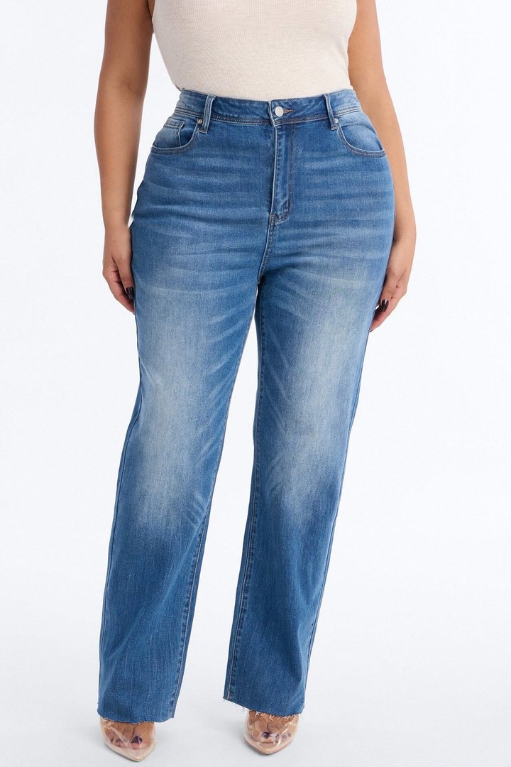 Truly Iconic Curvy Stretch Straight Leg Jeans - Dark Wash