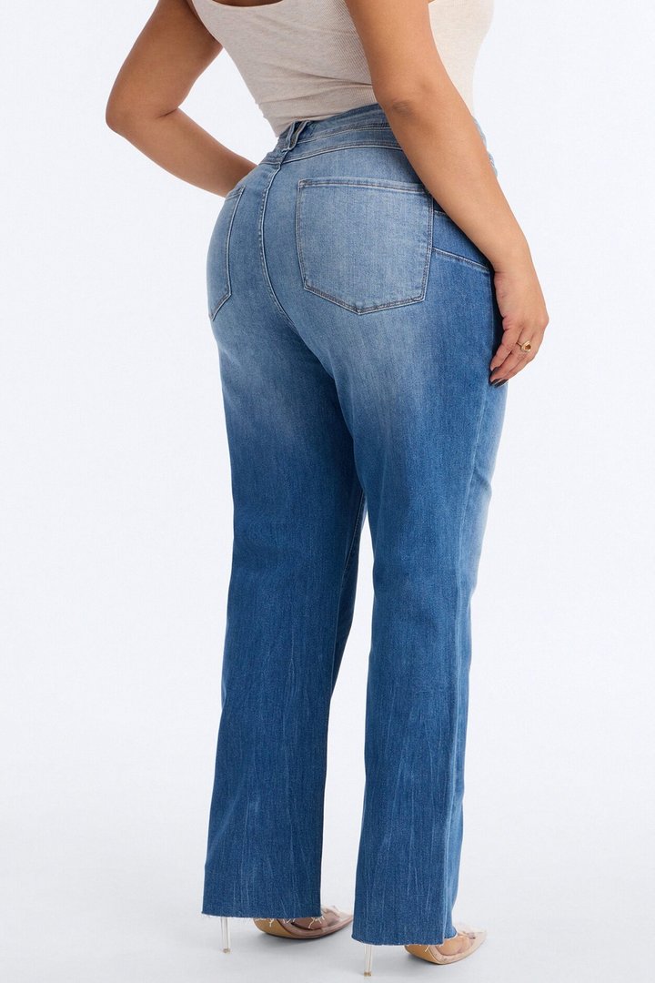 Truly Iconic Curvy Stretch Straight Leg Jeans - Dark Wash