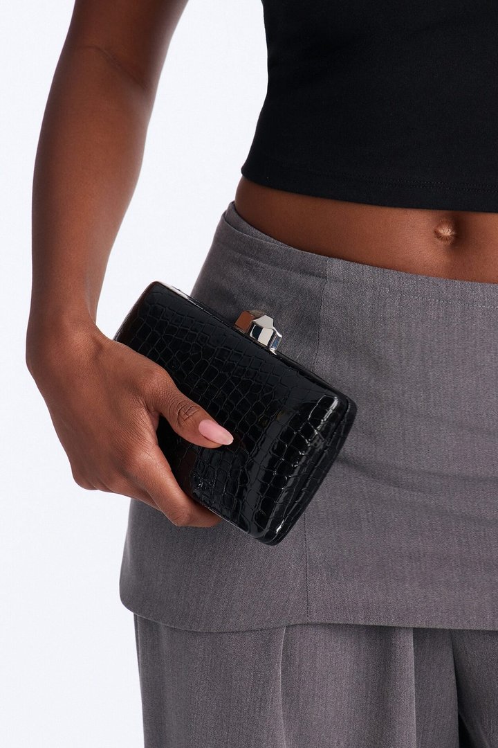 Late In The Night Faux Leather Clutch - Black