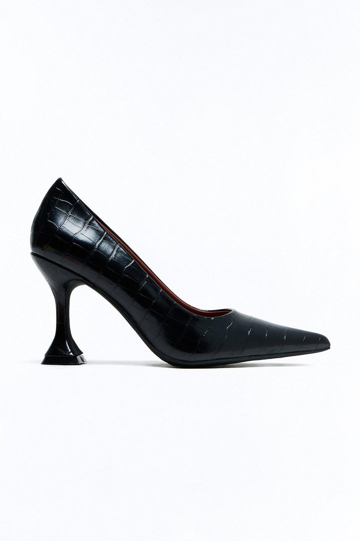 Marlowe Croc Pumps - Black