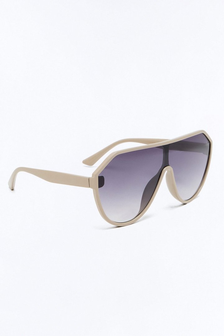 Waiting On You Sunglasses - Grey