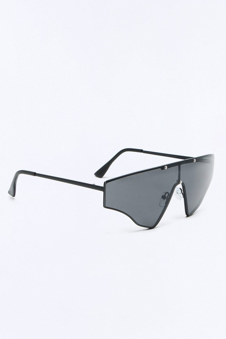 Get Me Going Sunglasses - Black