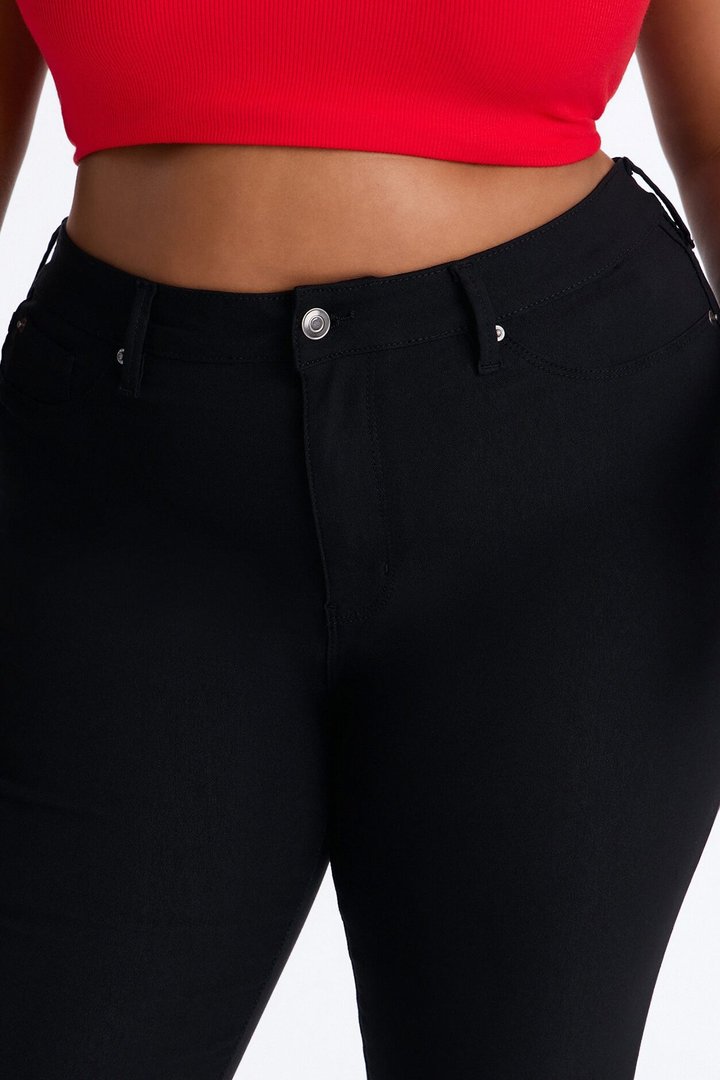 Petite Hyperstretch Skinny Pants - Black