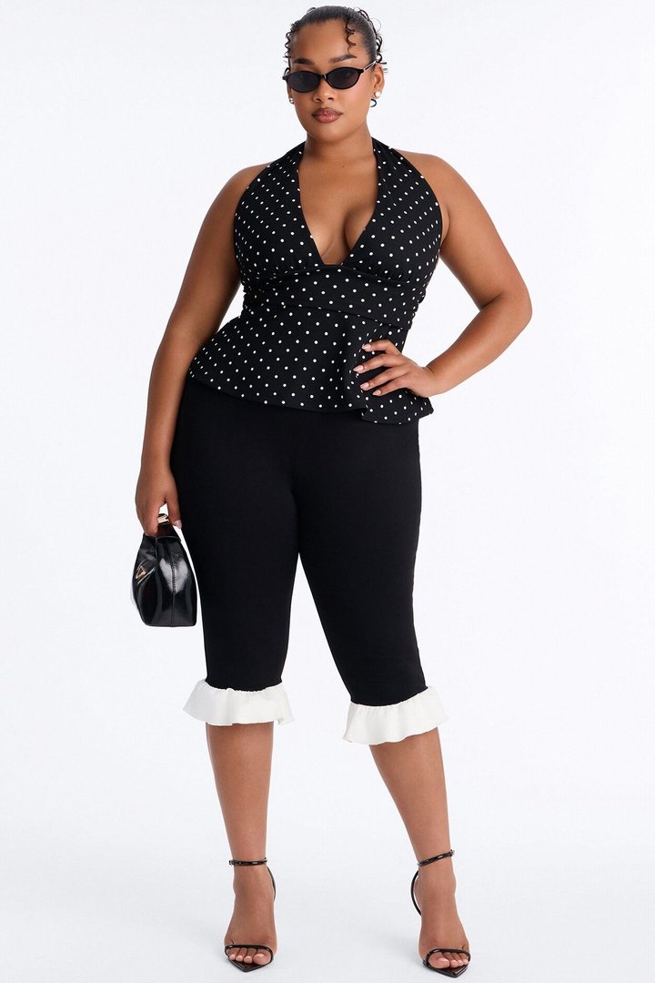 Daisy High Rise Ruffle Trim Ponte Capri Leggings - Black/White