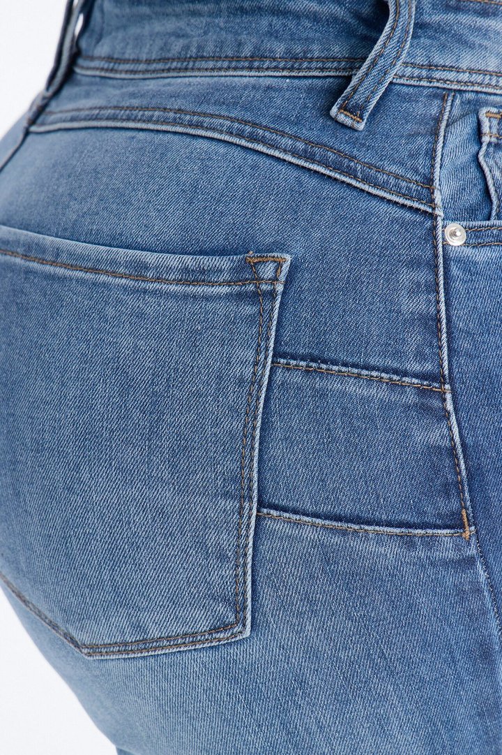 Truly Iconic Curvy Stretch Straight Leg Jeans - Dark Wash