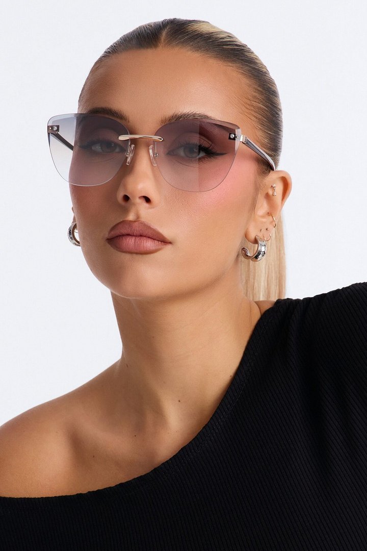 Next To You Sunglasses - Black/combo