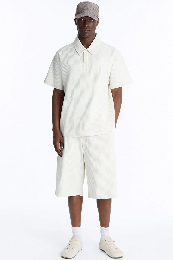 Terrance Textured Relaxed Short - Cream