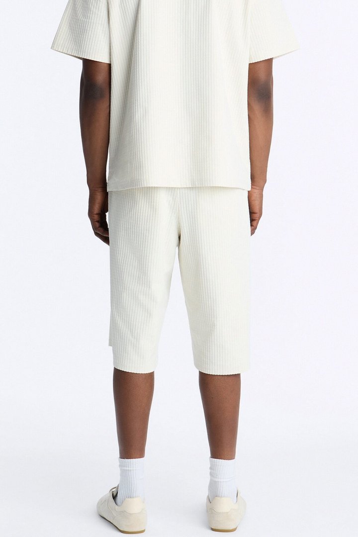Terrance Textured Relaxed Short - Cream