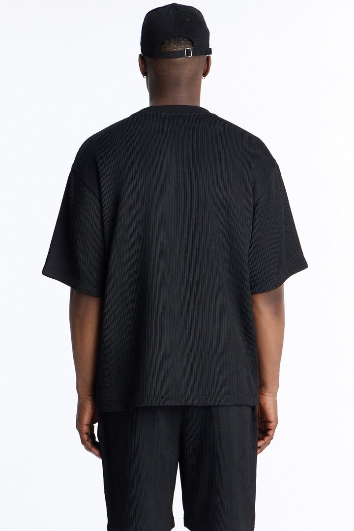 Pure Form Plisse Tee - Black