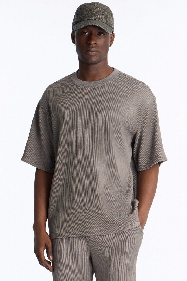 Pure Form Plisse Tee - Brown
