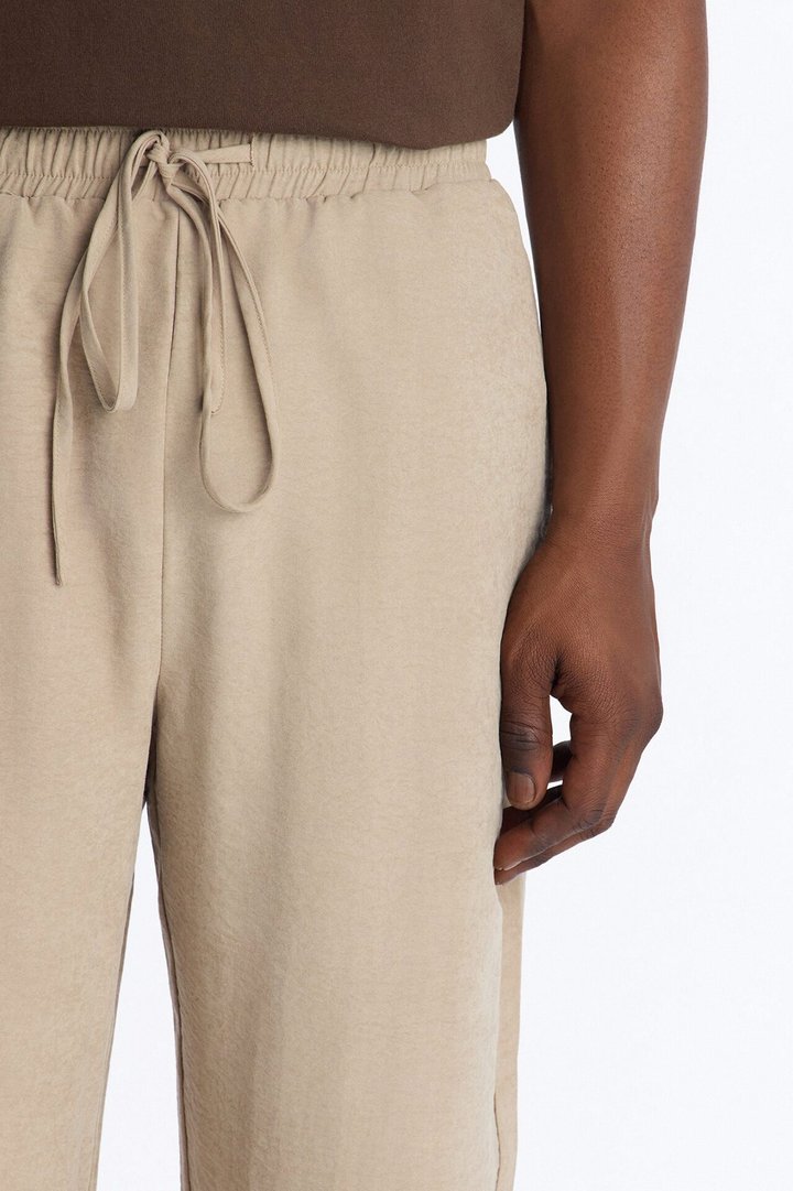 Dune Straight Leg Pant - Taupe