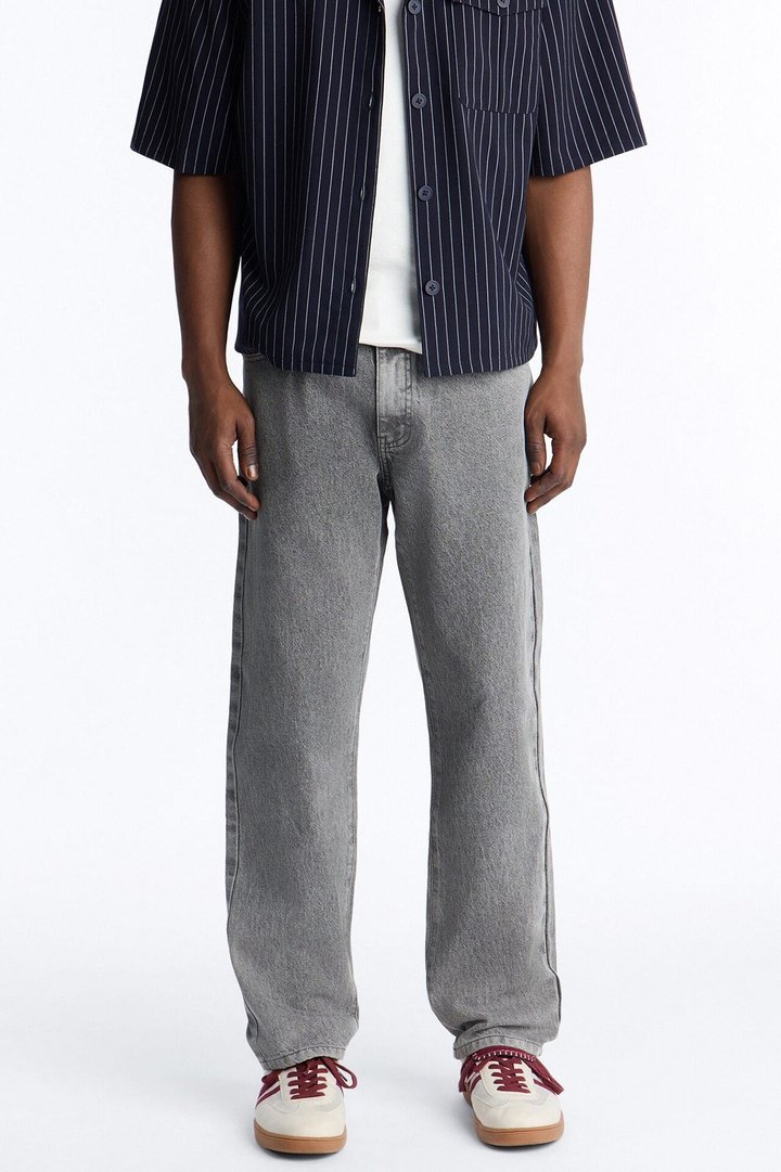The Staple Straight Jean - GreyMineralWash