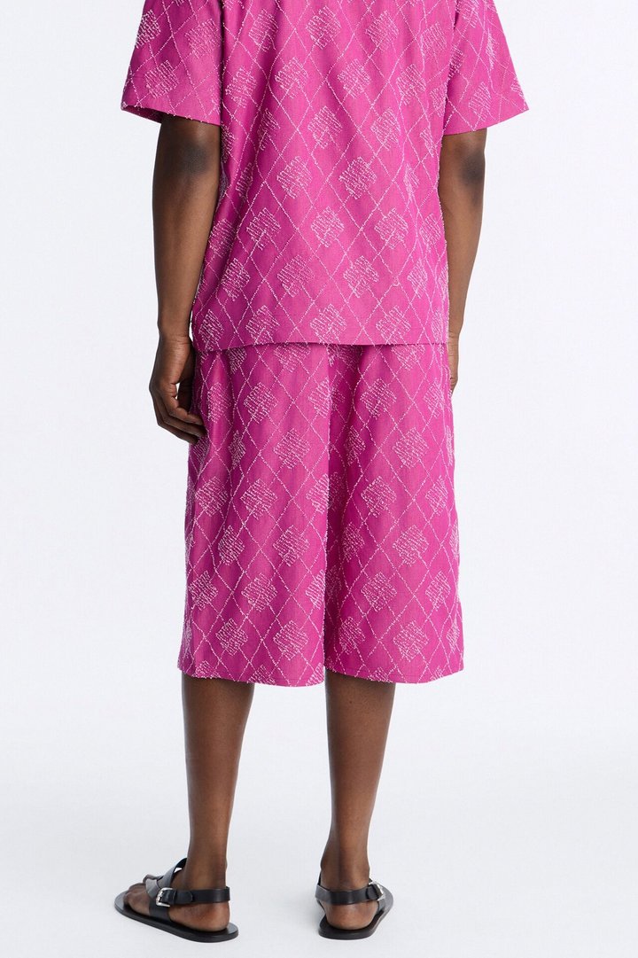 Baggy Diamond Frayed Jacquard Long Short - Magenta