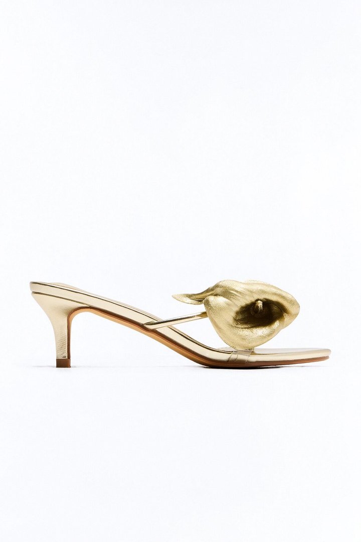 Sunny Days Flower Heels - Gold
