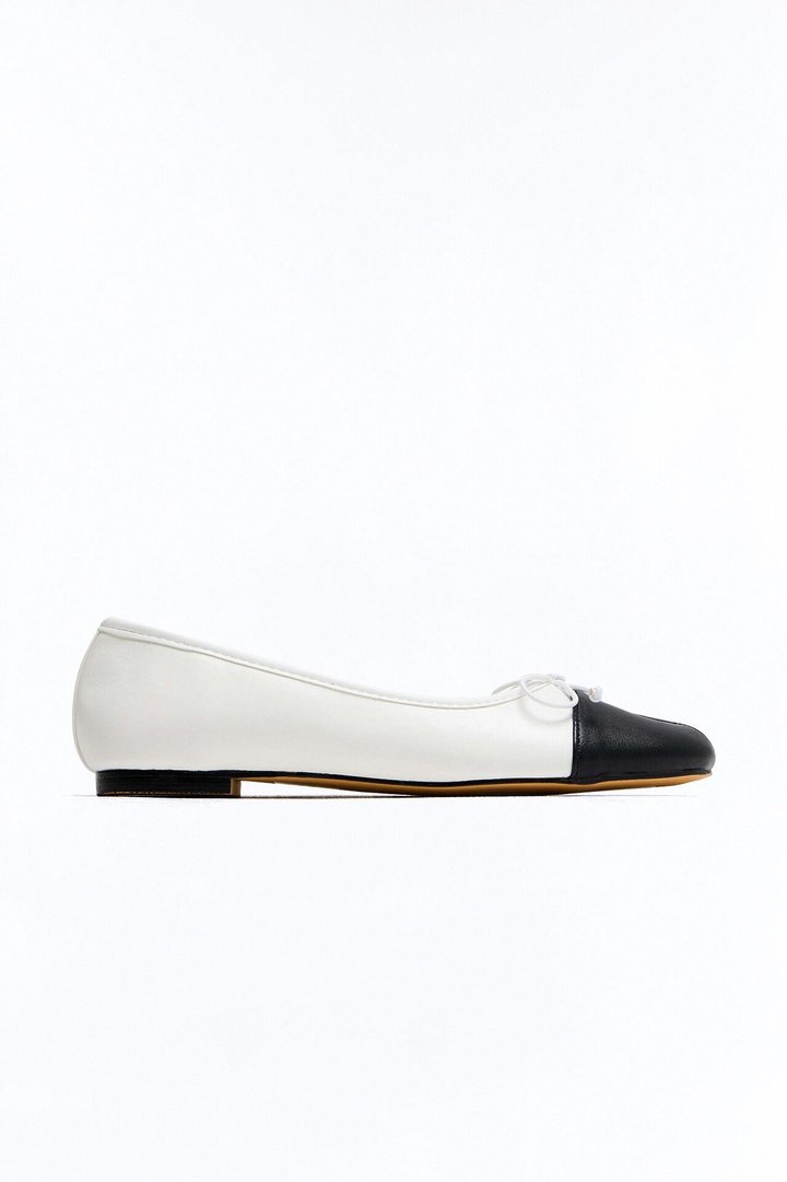 Mamie Bow Ballet Flats - Black/White