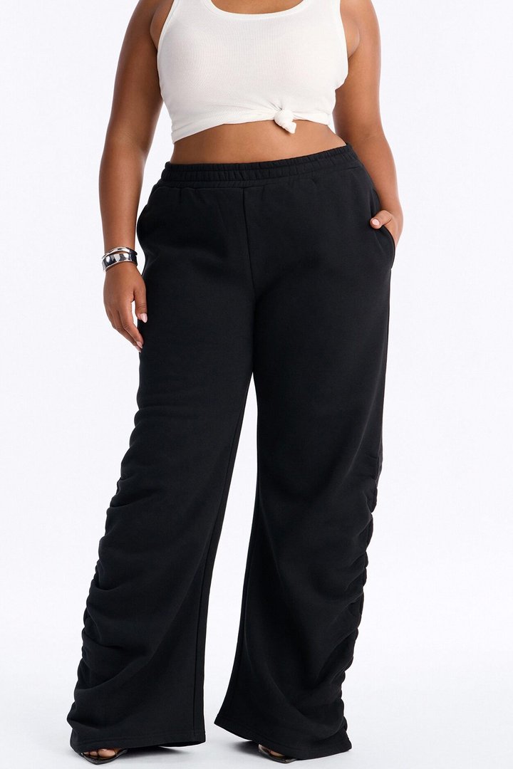 Meghan Ruched Leg Fleece Lounge Pant - Black