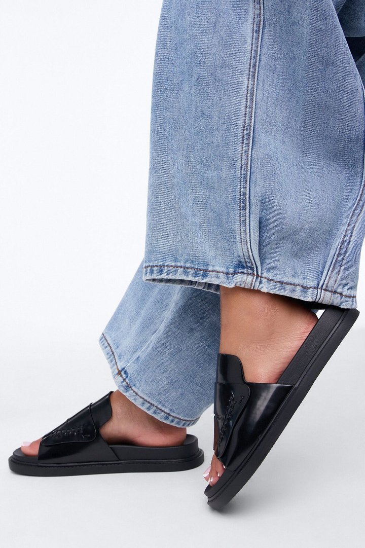 Nicola Loafter Slides - Black
