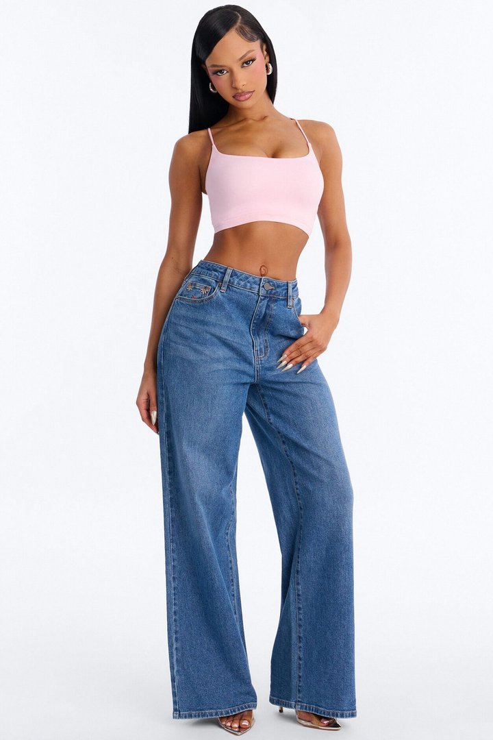 Petal Pocket Embroidered Straight Leg Jeans - Medium Wash