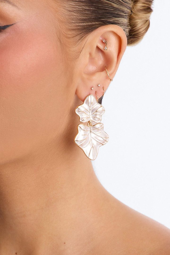 Whispering Leaf Drop Earrings - White/Gold