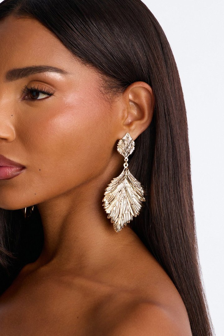 Whispering Leaf Earrings - Gold