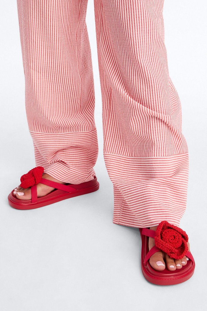 Salomi Knit Flower Sandals - Red