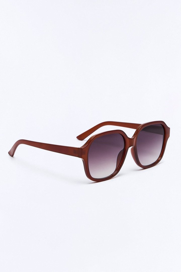City Views Sunglasses - Brown