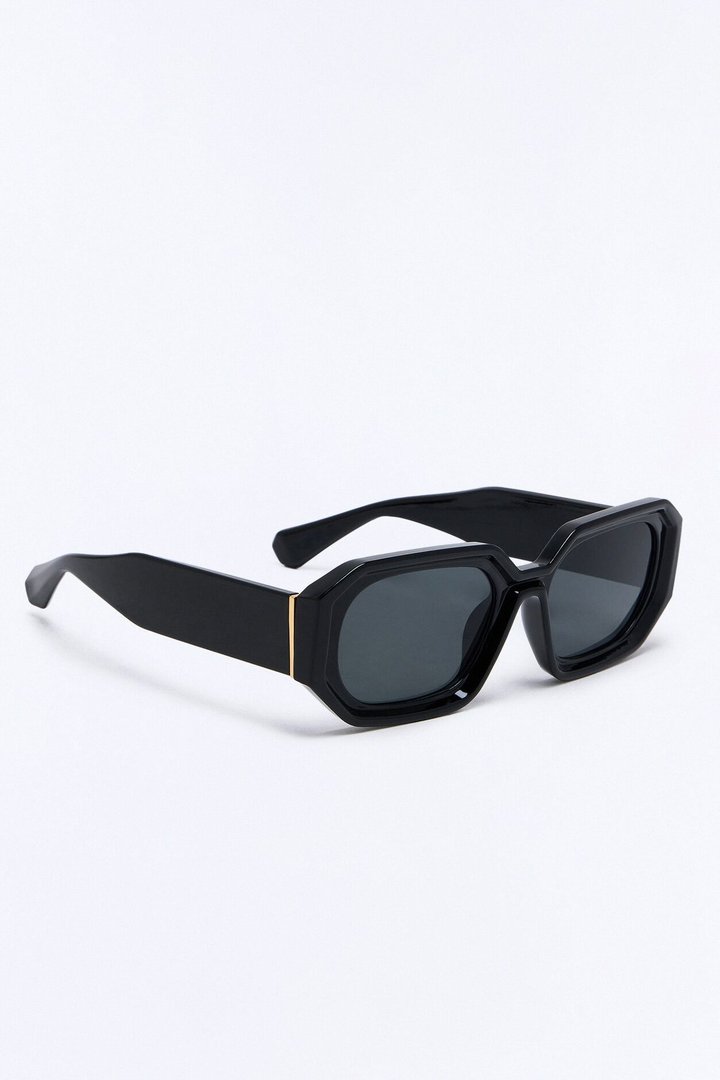 Loose Control Sunglasses - Black