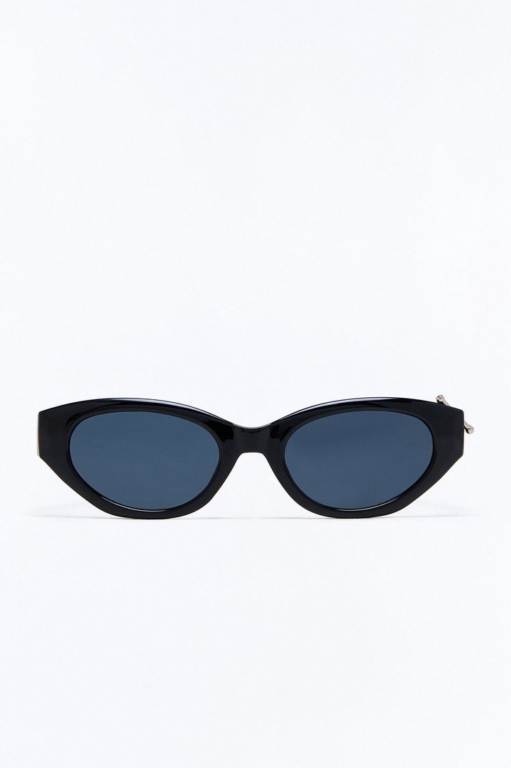 Pierced Vision Sunglasses - Black