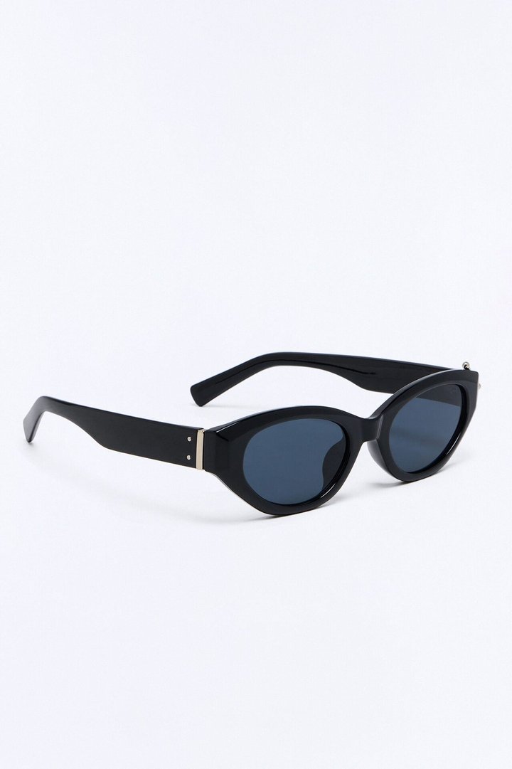 Pierced Vision Sunglasses - Black